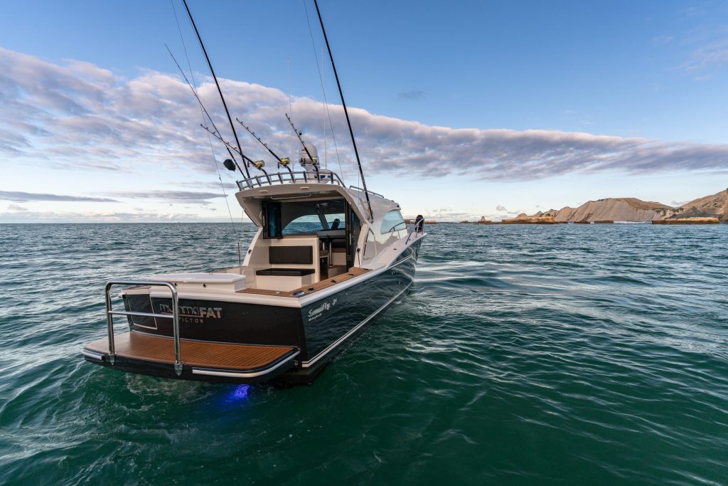 Well-decked out Dickey Semifly 36