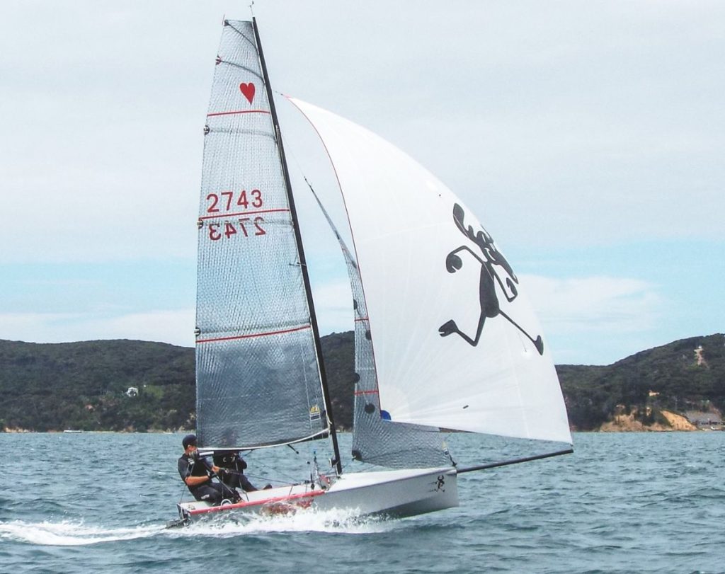 Mike Sanderson and son Merrick sailing Vamoose 1 – photo Chris Marsh