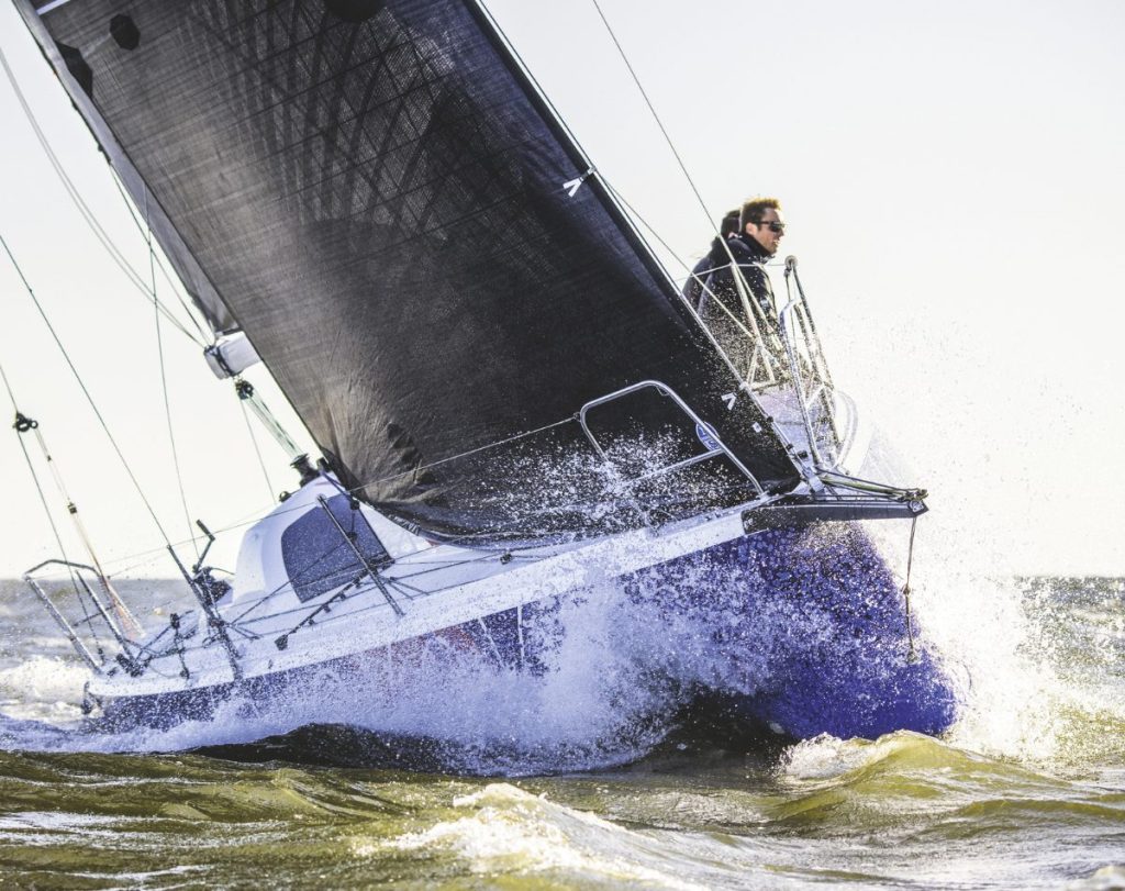 The fixed bowsprit gives just about adequate separation when flying the asymmetric kite.