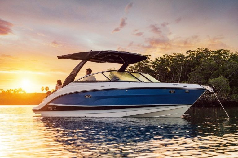 Sea Ray SLX 260