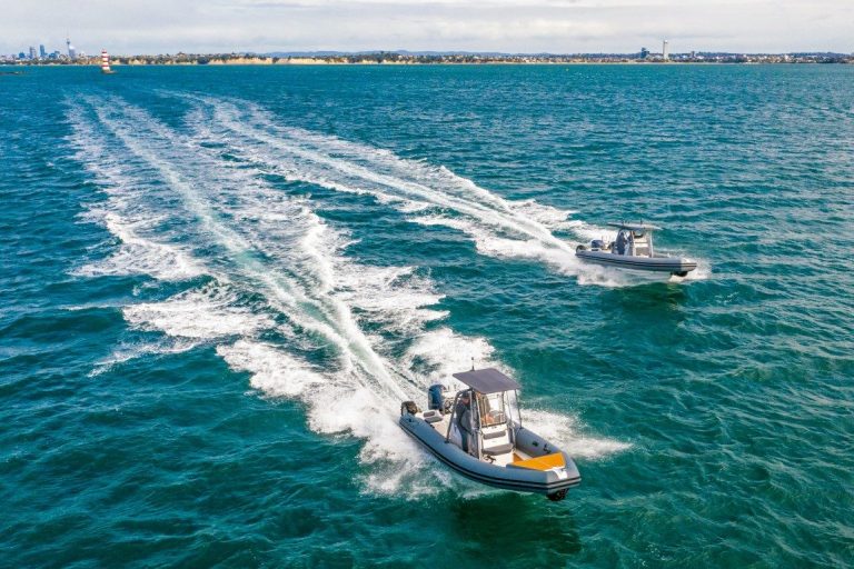 Smuggler Strata 700 Amphibious