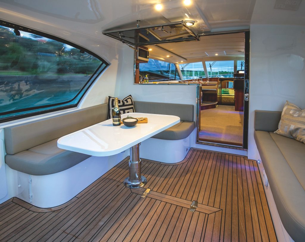 Corsair Euro 44E