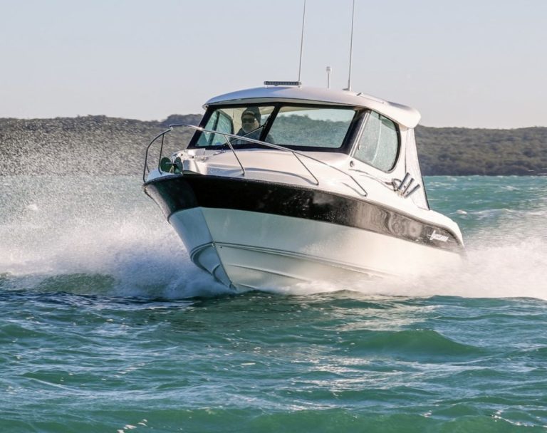 Wintry conditions on Buccaneer Six Fifteen test day; thank goodness for the snug hardtop. // Photo credit: Roger Mills / Boating New Zealand