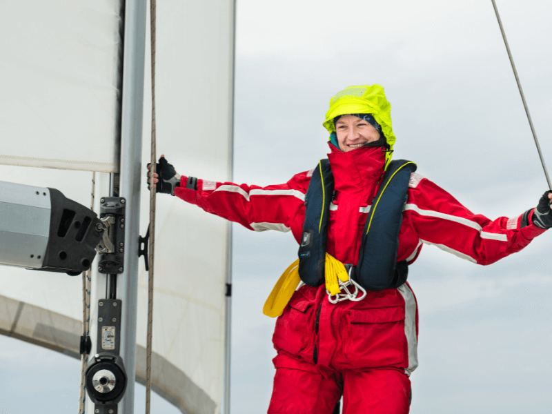 Wear your lifejackt when sailing