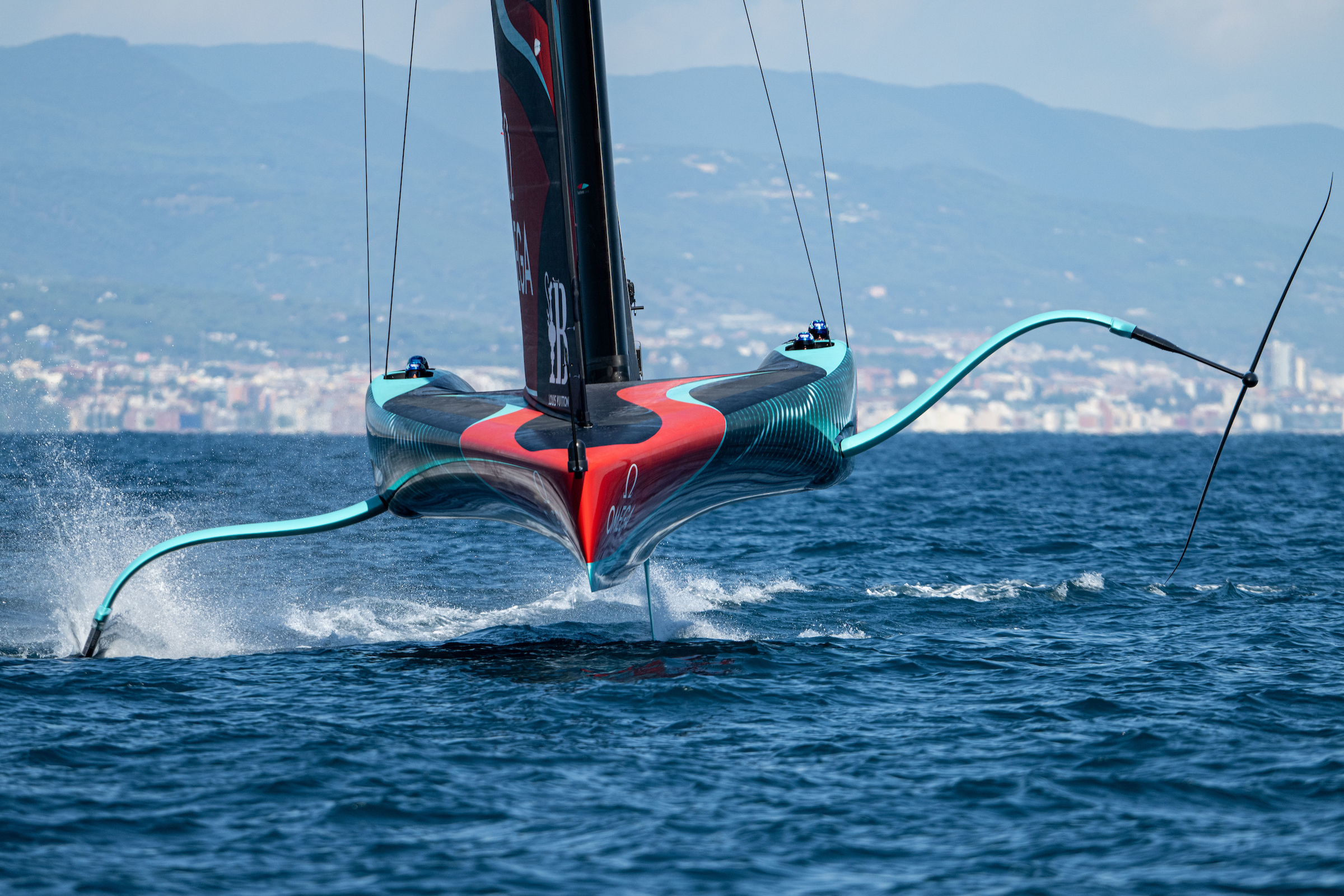 Inside the AC75: Hydrofoils and Wing Sails Explained