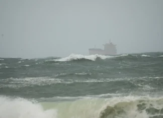 The Pan Viva In Trouble In Hurricane Conditions Off the Coast of Unalaska
