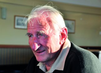Chris Robertson 1927-2024 Chris Robertson 1927-2024