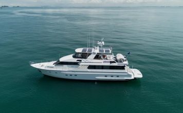 Braveheart 2: Lowland 80 motor yacht for bluewater cruising