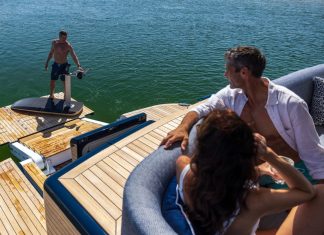 Palm Beach 85 makes official world premiere