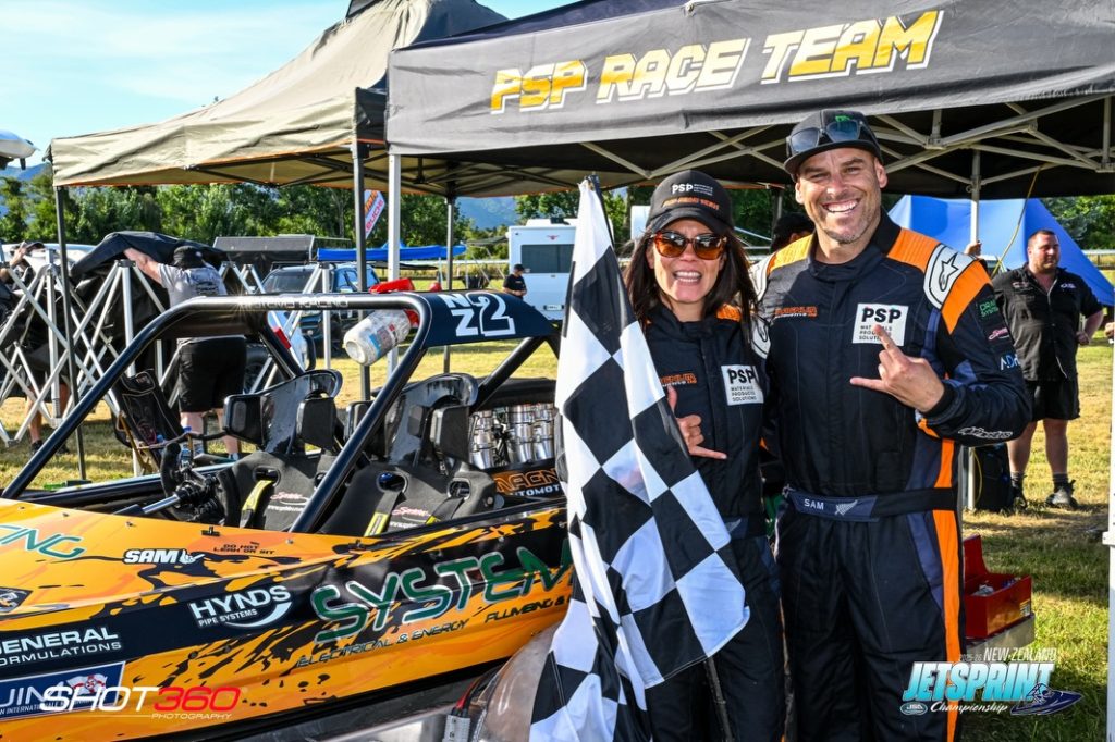 Sam Newdick and Shama Putaranui win the Superjet // Photo credit: Shot360 Photography