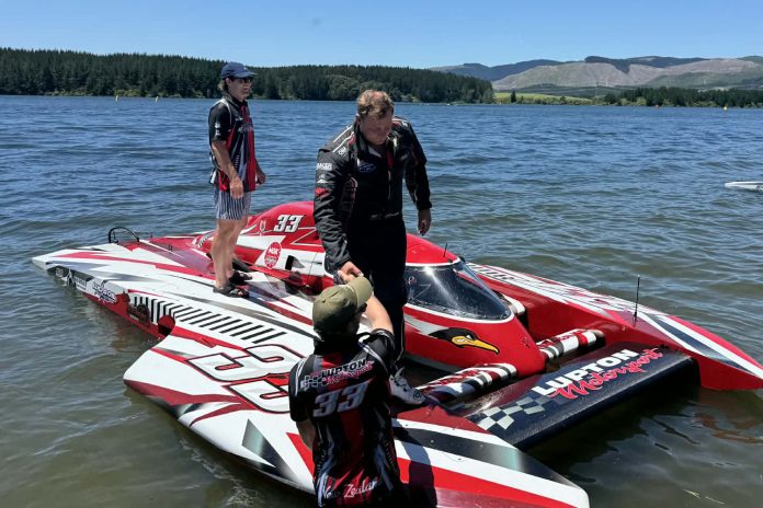 Jack Lupton wins the GP at Round 2 of the Lucas Oil Hydro Thunder racing // Photo credit: Hydro Thunder