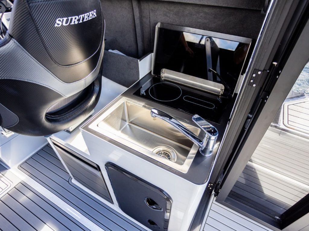 Surtees 770 Game Fisher XL // Photo credit: Surtees