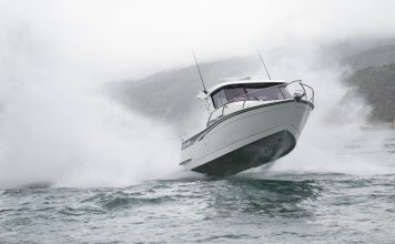 Extreme 795 Game King // Photo credit: REDHOT Marine