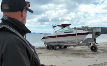 Tectrax announces the Boat-Launcher’s new wireless joystick controller