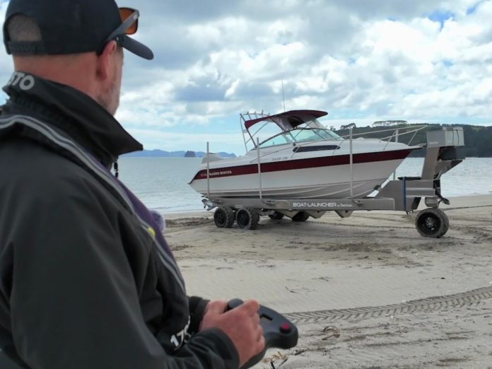 Launching a boat with Tectrax's new Boat-Launcher wireless controller