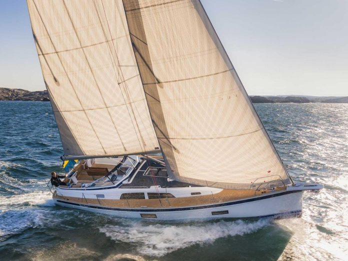 The first sailing photo of the all-new Hallberg-Rassy 370 // Photo credit: Hallberg-Rassy