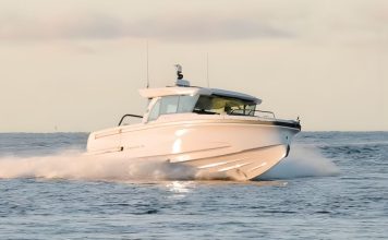 boot Düsseldorf 2026: Axopar 38 Cross Cabin makes world debut Axopar 38 // Photo credit: Axopar