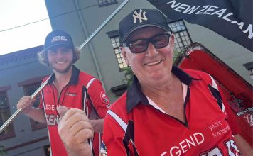AE Baker Cup returns to Lake Ruataniwha as Hydro Thunder heads south Legend Warwick Lupton // Photo credit: Hydro Thunder