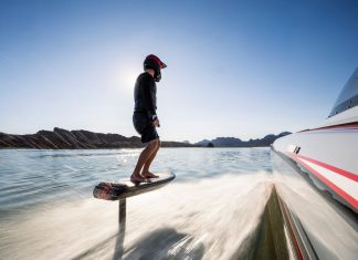 Fliteboard RACE sets new benchmark for high speed eFoiling