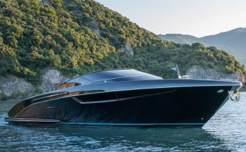 Riva Cento is born: the open yacht for collectors that celebrates the Riva legend from a contemporary perspective