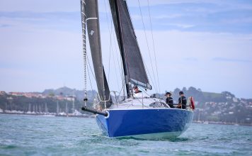 The fully crewed Motorboat III racing in the 2025 Doyle Sails Cavalli Islands Race // Photo credit: Insight Media
