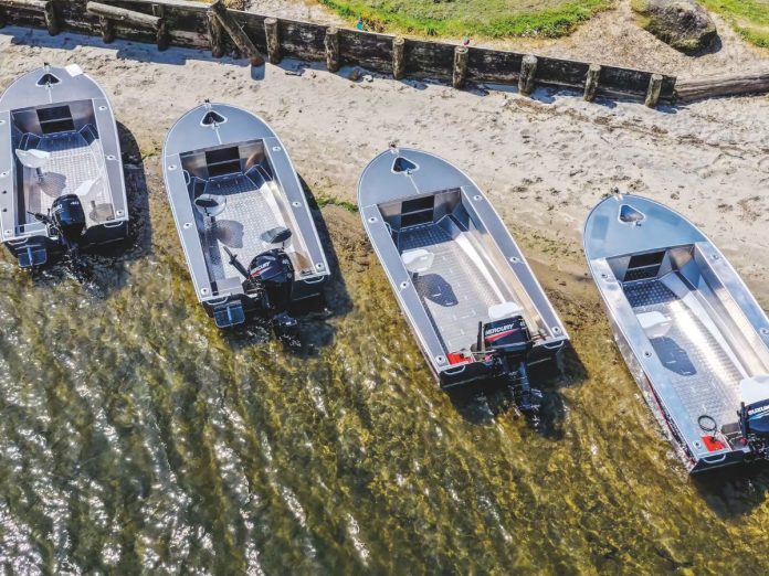 The four-strokes had power tilt and trim adjustment on the tillers. GPS was used to measure the distance travelled on a measured litre of fuel.