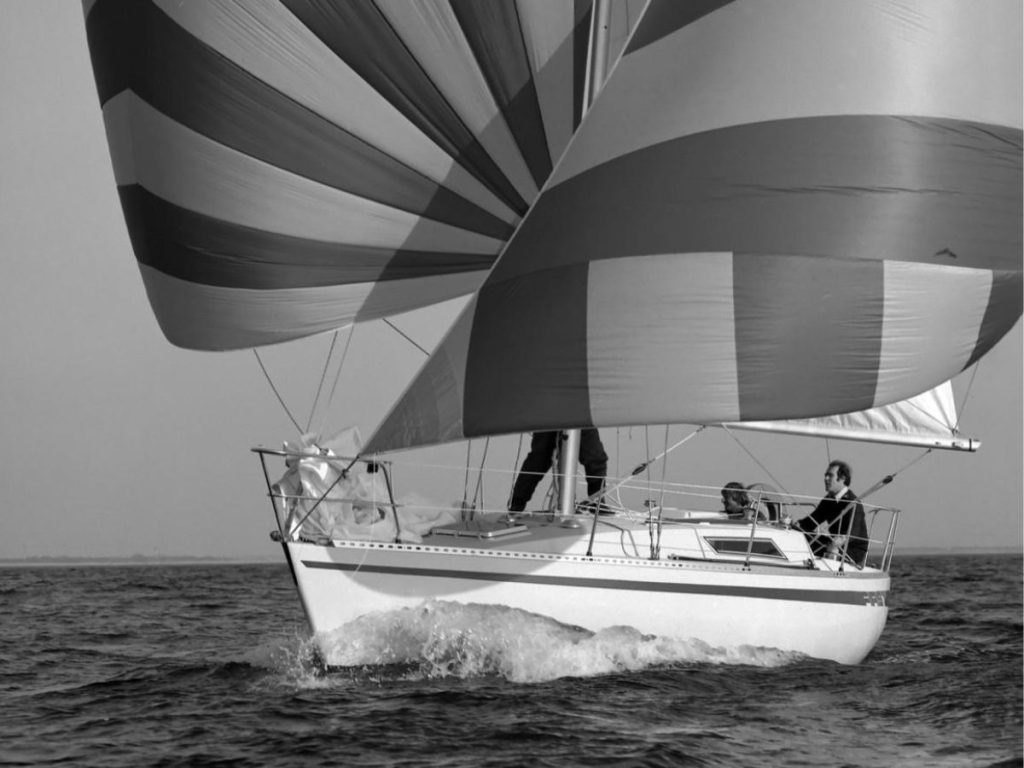 1977 First 30 // Photo credit: Beneteau
