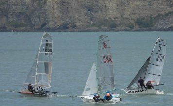 Upwind R603 - L3 - Paul MacIntosh and Vaughan Snowdon, R589 - Merde - David Pairman and Peter Holder, R601 - Rampant - Tim Bartlett and Matt Hix // Photo credit: rclass.org