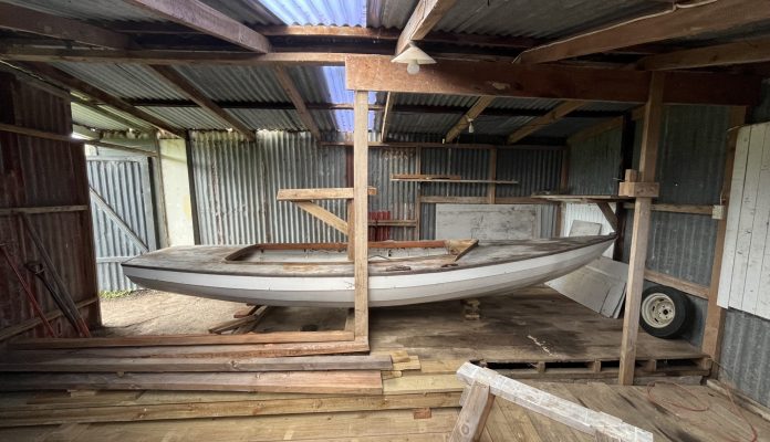 Elly, Elly - an 18 foot Charles Mower Swampscott Dory modified design. // Photo credit: Whangateau Traditional Boating Club New Zealand Elly, Elly - an 18 foot Charles Mower Swampscott Dory modified design. // Photo credit: Whangateau Traditional Boating Club New Zealand