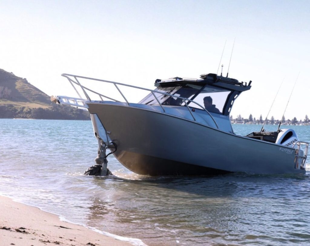 FlyFin 750HTA // Photo credit: Flyfin Boats