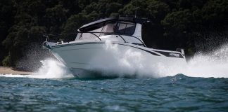 Extreme 746 Game King // Extreme Boats