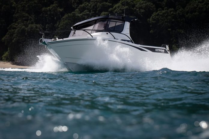 Extreme 746 Game King // Extreme Boats Extreme 746 Game King // Extreme Boats
