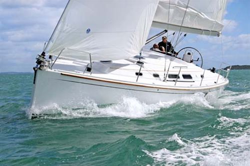Hanse 400e sailing