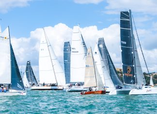 Fleet at the start of the 2025 PIC Harbour Classic, Waitematā Harbour (A vibrant fleet takes to the Waitematā Harbour as the PIC Harbour Classic returns this weekend) // Photo credit: Live Sail Die