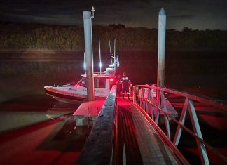 Kaipara bar capsize highlights lifejackets, luck, and the value of Coastguard volunteers Kaipara bar capsize highlights lifejackets, luck, and the value of Coastguard volunteers