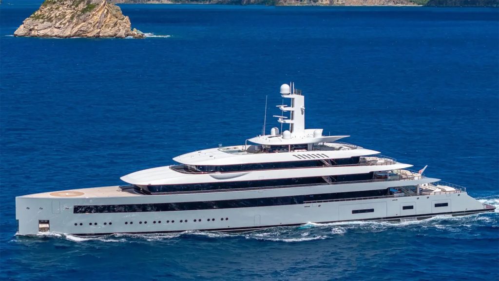 Moonrise // Photo credit: BOAT International