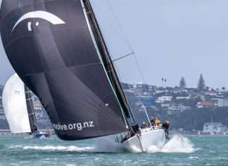 Clockwork crosses the line in the 2026 Three Kings – watch the moment