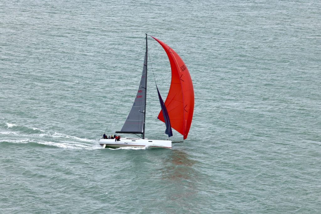 Equilibrium heads towards the finish line // Photo credit: Roger Mills / Boating New Zealand