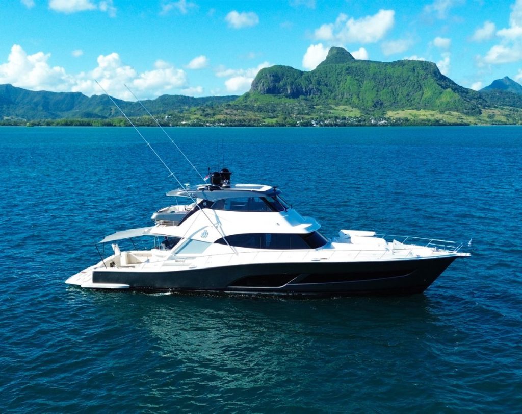 Riviera unveils integrated solar breakthrough // Photo credit: Riviera