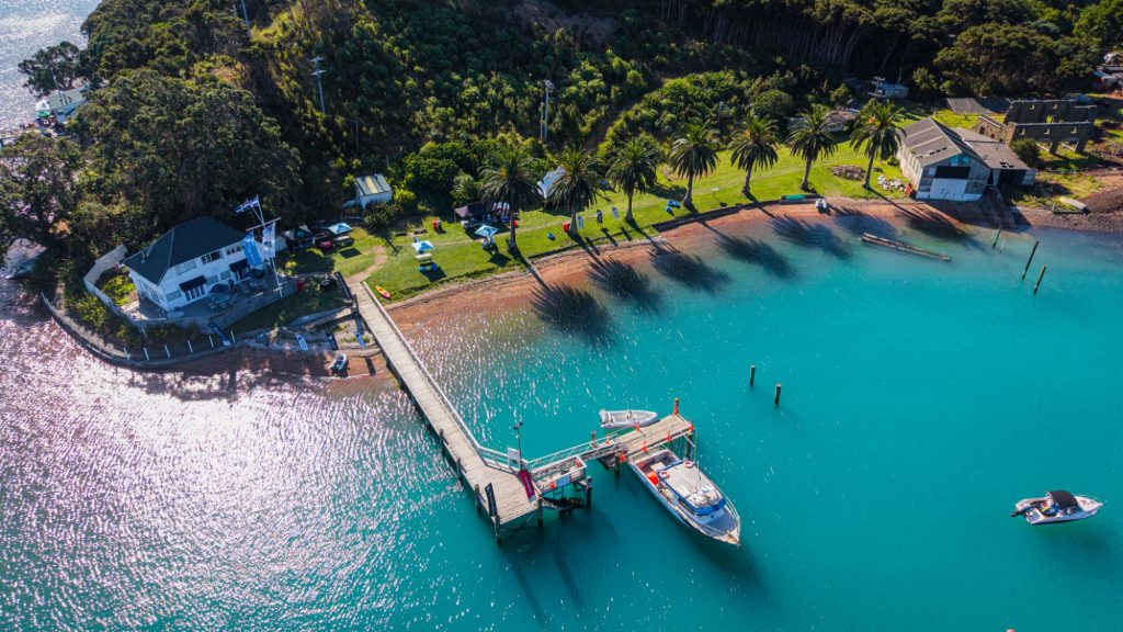 Squadron sells its Kawau heartland. // Barfoot & Thompson