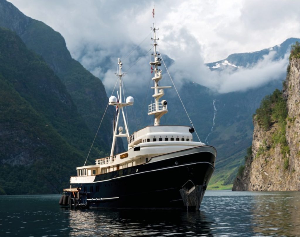 Seawolf // Pendennis Shipyard Ltd 