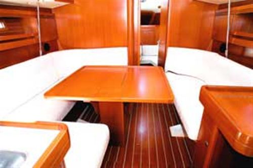 Dufour 40