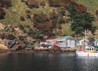 Once were wreckers: Whakatahuri Family Boatbuiders