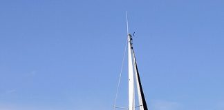 Jeanneau Sun Odyssey 35 // Photo credit: Myrabella / Wikipedia