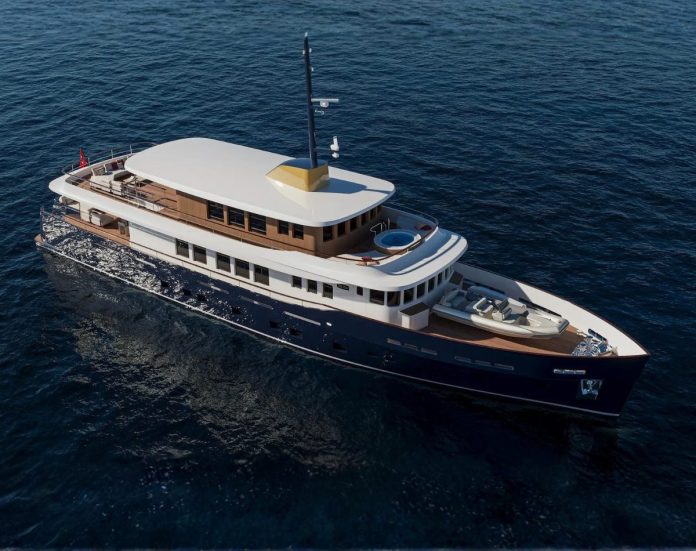 Numarine 38XPC; Numarine unveils new Classic superyacht line // Photo credit: Numarine