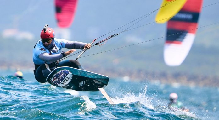 2026 Kitefoil World Championships, Day 4: Kiwis battle brutal conditions as regatta nears dramatic conclusion