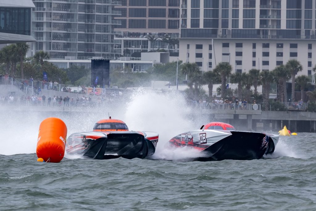 So close! Teams Dirty Money and CR Racing in the Super Cat Class // IHRA