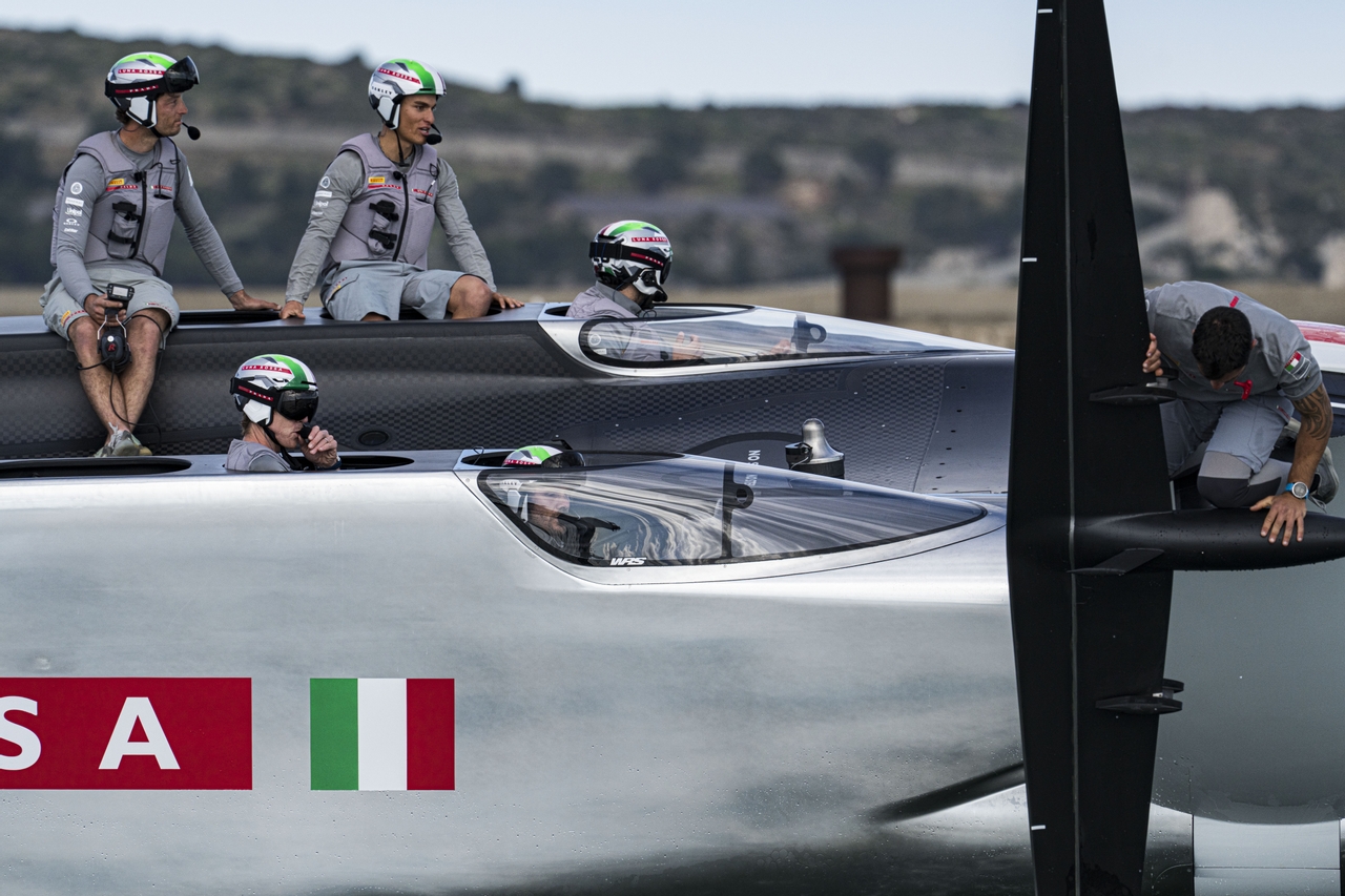 Luna Rossa Test The Silver Bullet