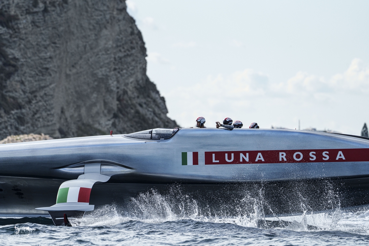 Luna Rossa Test The Silver Bullet