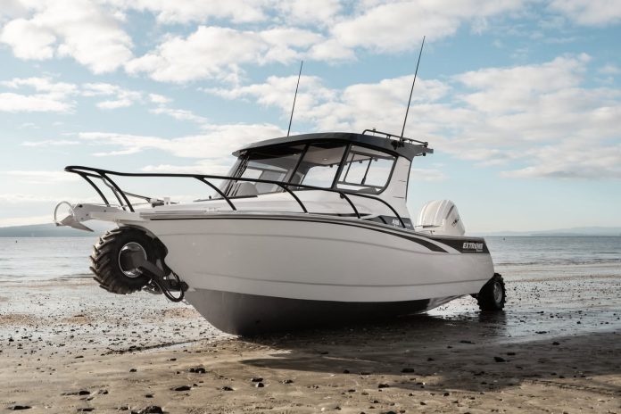 Extreme Boats 696 Xpedition // Extreme Boats
